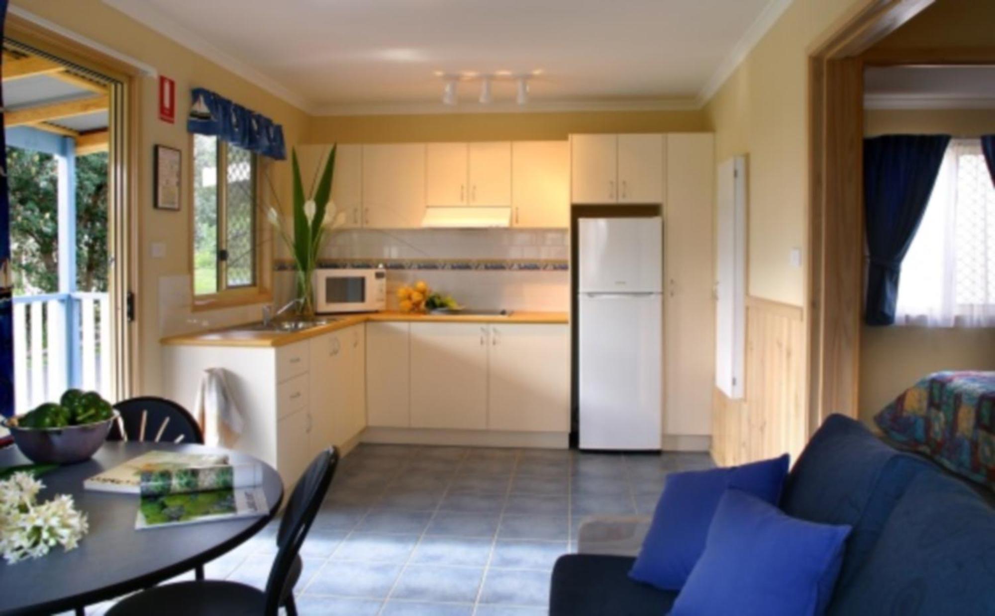 Windang Tourist Park Hotel Room photo