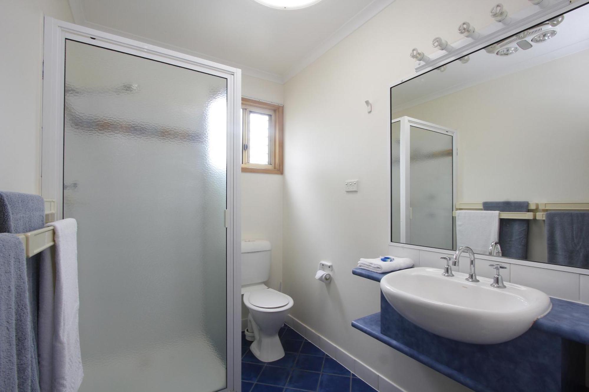 Windang Tourist Park Hotel Room photo