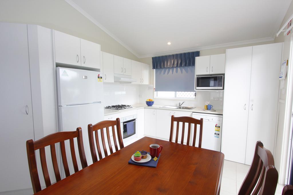 Windang Tourist Park Hotel Room photo